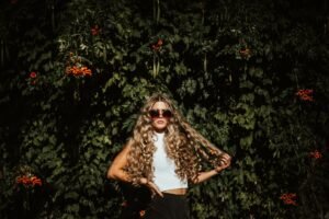 Curly hair